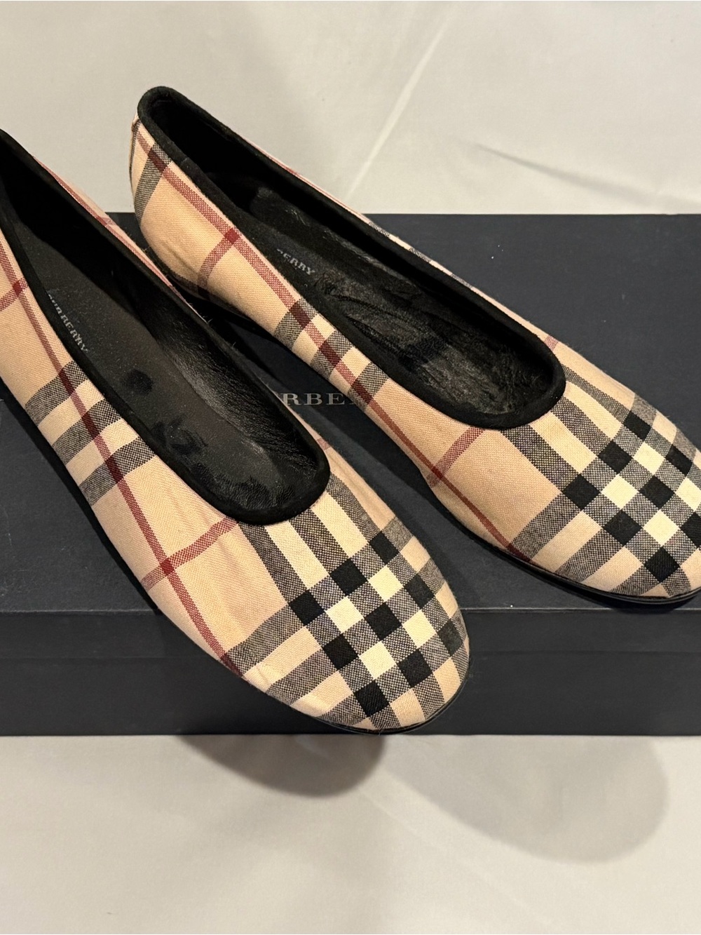 Authentic Burberry Check Plaid Ballet Flat - Linen - sz. 9.5